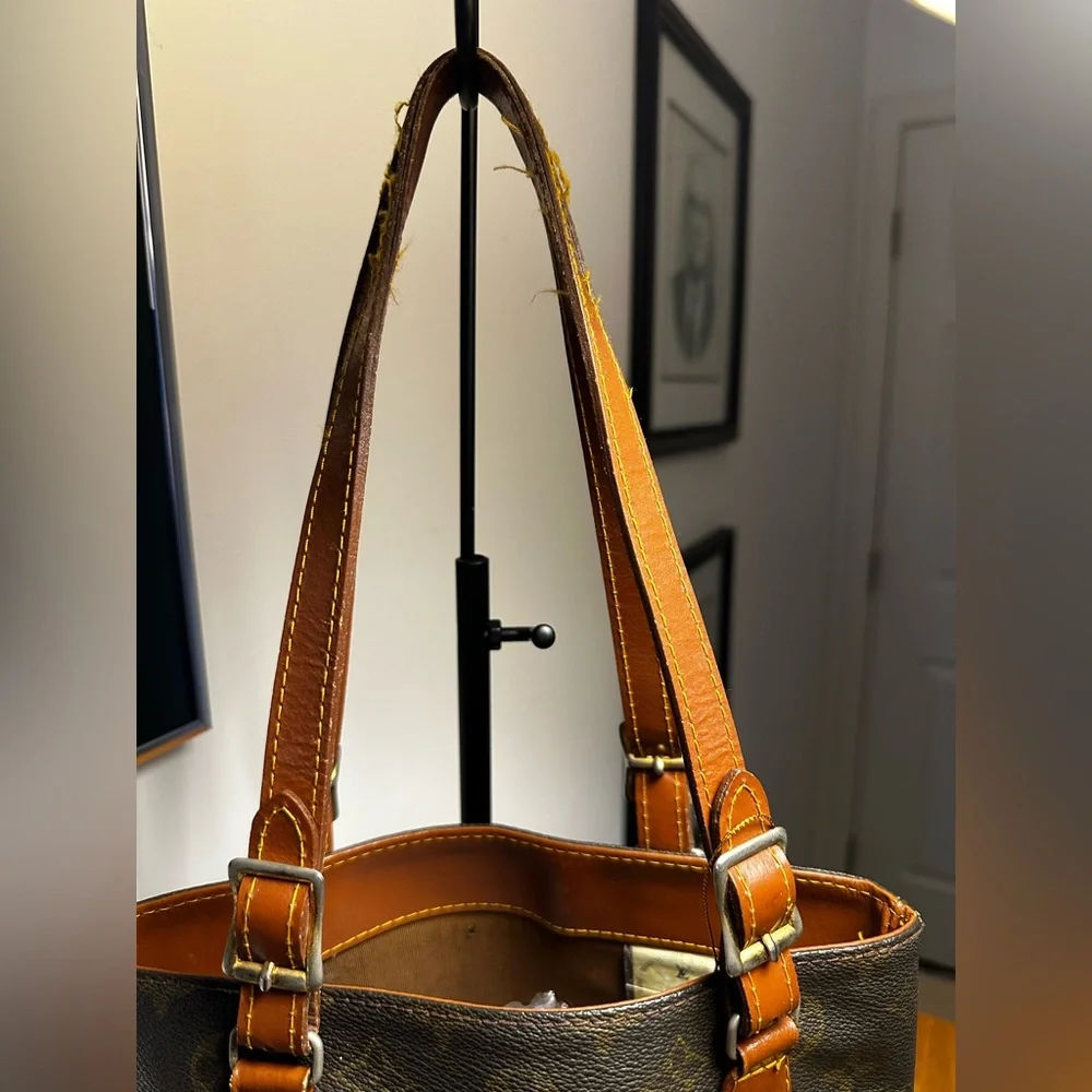 Louis Vuitton 70s Era Vintage Brown Monogram Bucket Bag - Picture 3 of 14